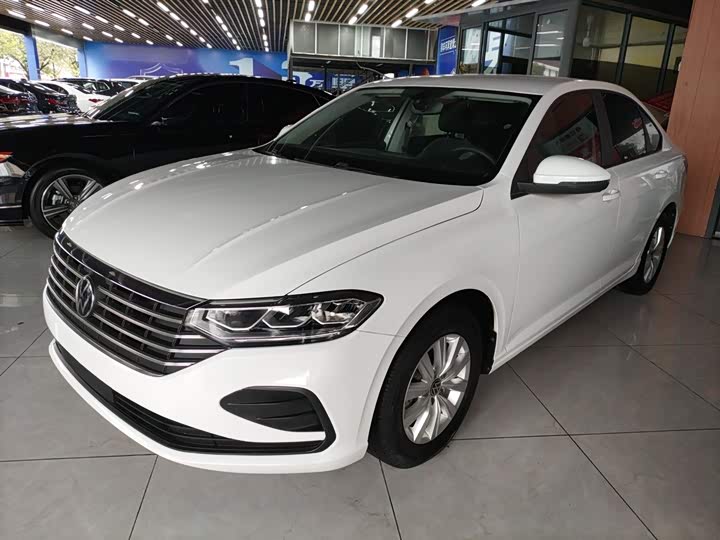 Фото 2 - Volkswagen Lavida