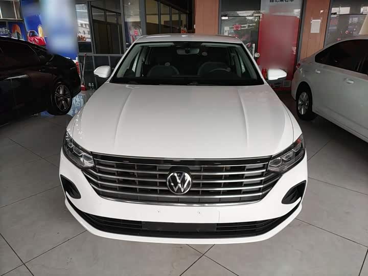 Фото 3 - Volkswagen Lavida