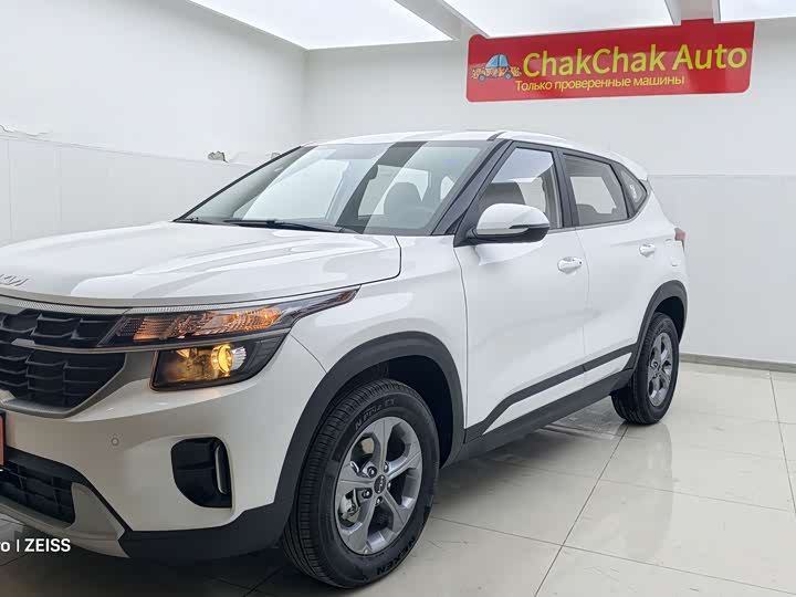 Фото 4 - Kia Seltos