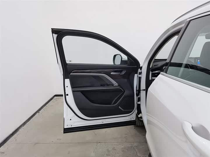 Фото 8 - Haval H6