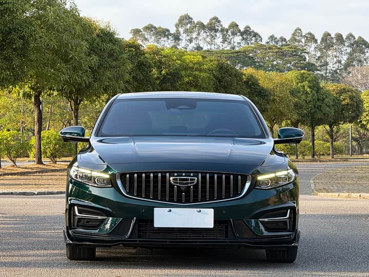 Фото 2 - Geely Preface