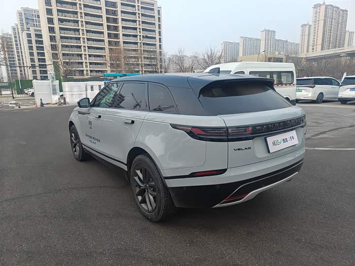 Фото 8 - Land Rover Range Rover Velar