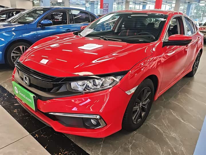 Фото 2 - Honda Civic