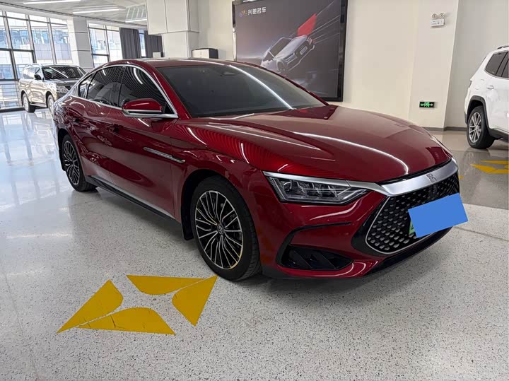 Фото 3 - BYD Han