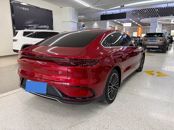 Фото 4 - BYD Han