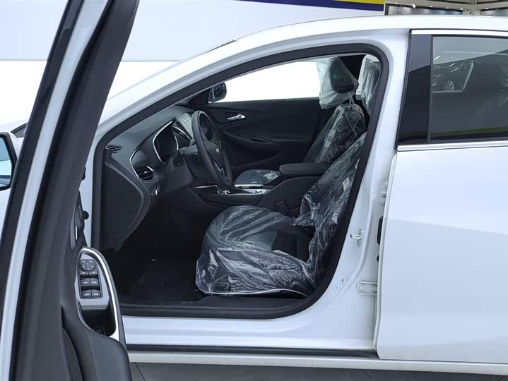 Фото 9 - Chevrolet Malibu XL