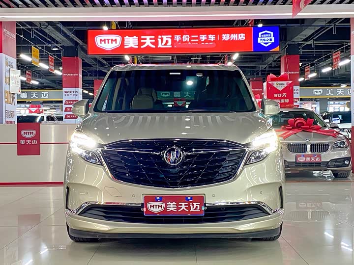 Фото 2 - Buick GL8 ES