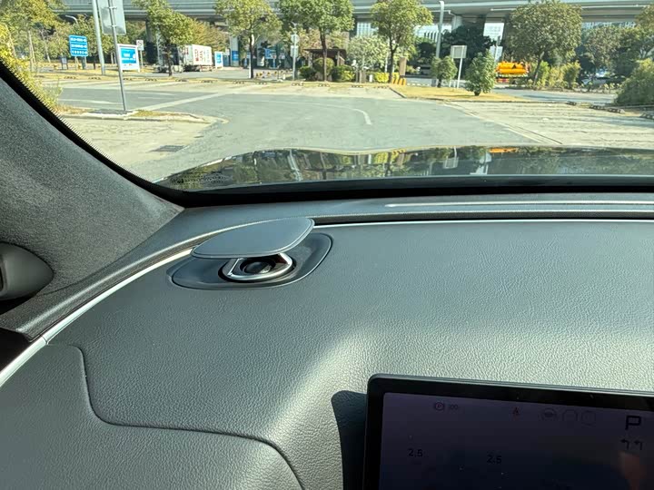 Фото 6 - XPeng G9