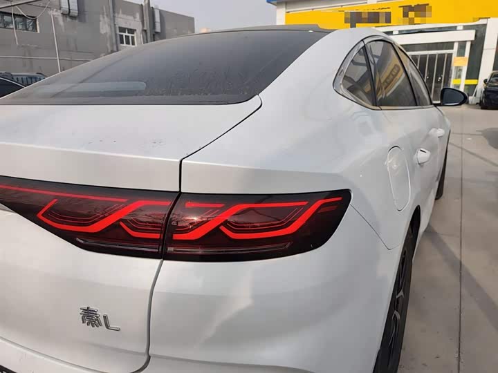 Фото 8 - BYD Qin L