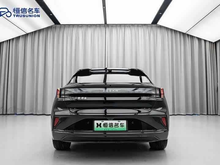 Фото 5 - Zeekr 001