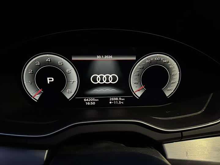 Фото 3 - Audi Q5L