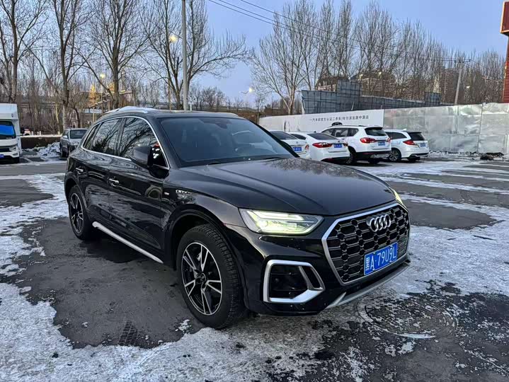 Фото 5 - Audi Q5L