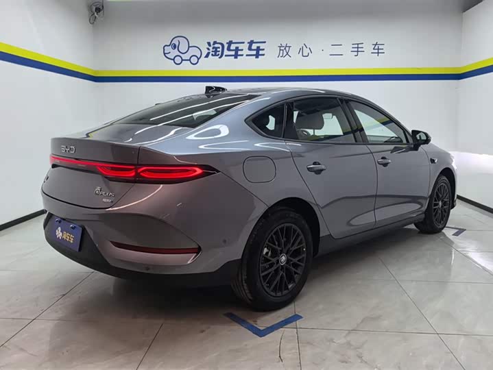 Фото 3 - BYD Qin Plus