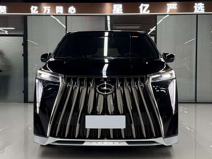Фото 2 - GAC Trumpchi M8