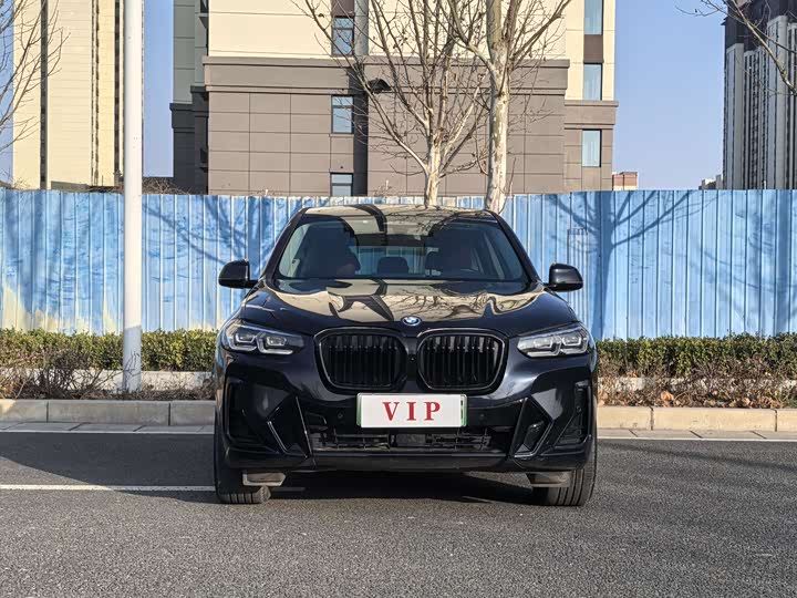 Фото 2 - BMW iX3