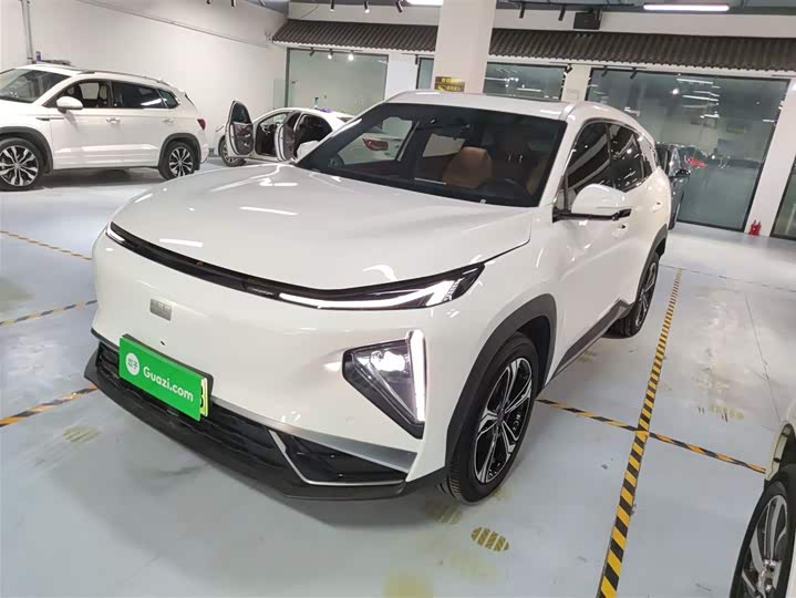 Фото 1 - Geely Galaxy L7