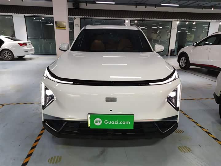 Фото 3 - Geely Galaxy L7