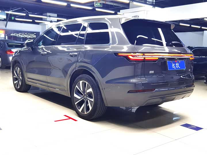 Фото 6 - LiXiang One