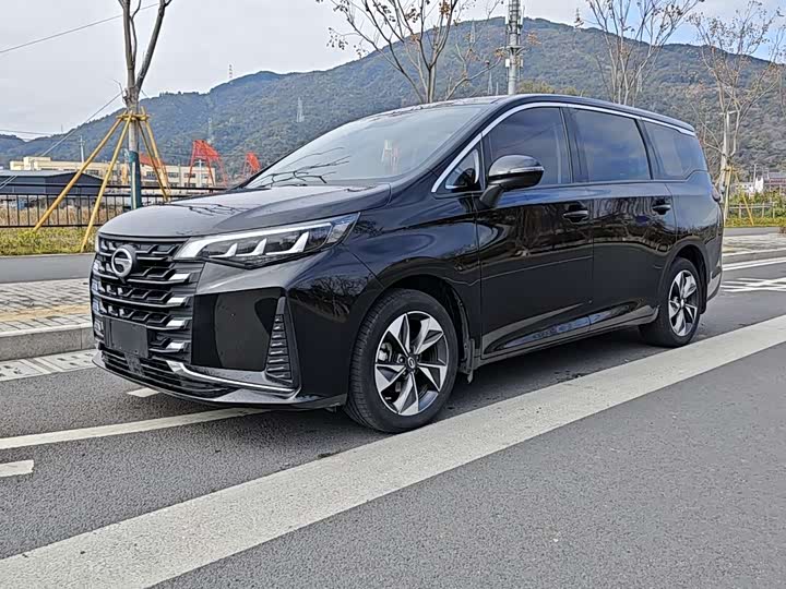 Фото 1 - GAC Trumpchi M6