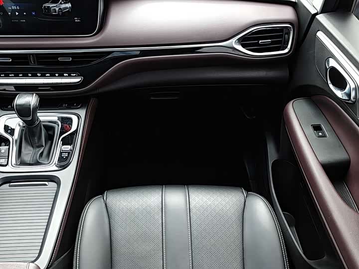 Фото 9 - GAC Trumpchi M6