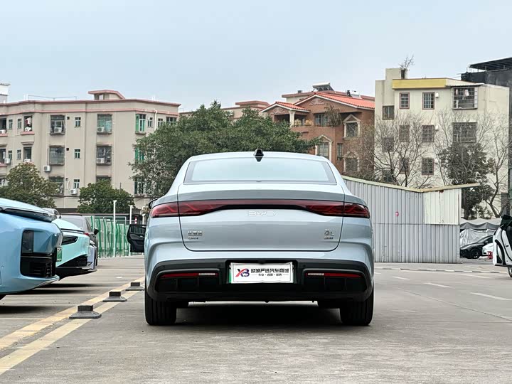 Фото 5 - BYD Qin L