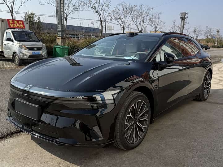 Фото 1 - Zeekr 007 GT