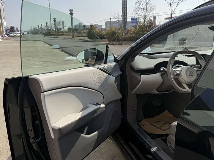 Фото 9 - Zeekr 007 GT