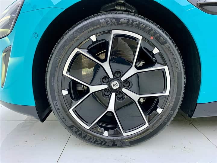 Фото 7 - Xiaomi SU7