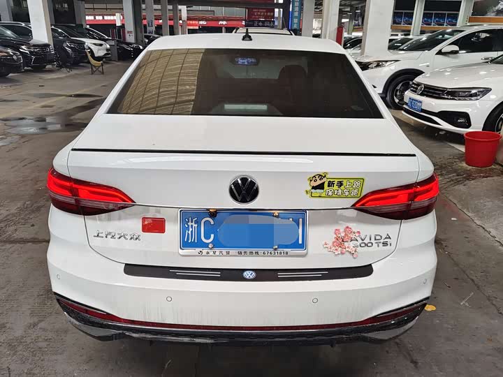 Фото 4 - Volkswagen Lavida