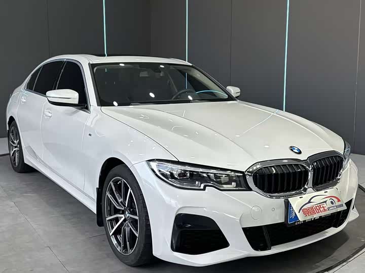 Фото 3 - BMW 3 Series