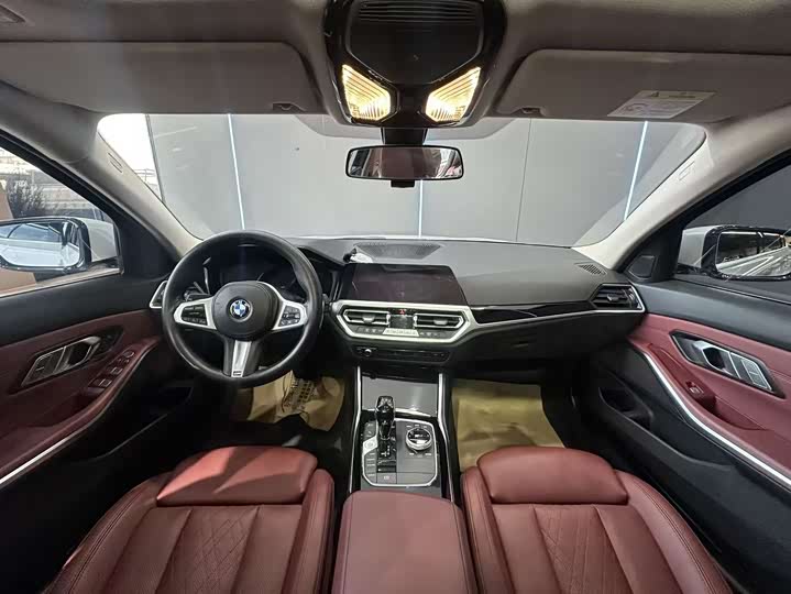 Фото 9 - BMW 3 Series