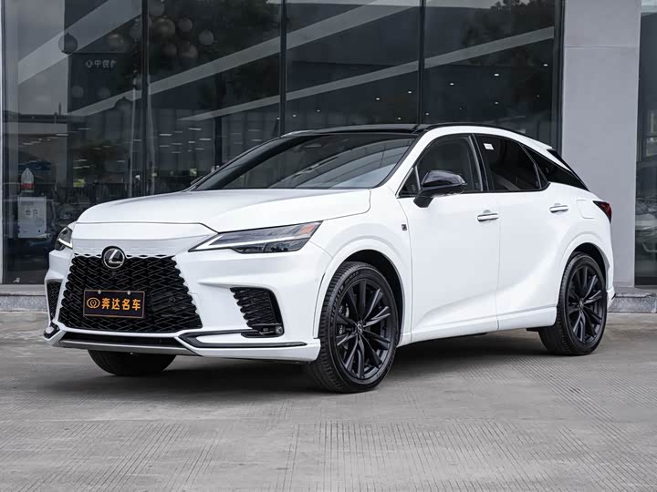 Фото 1 - Lexus RX