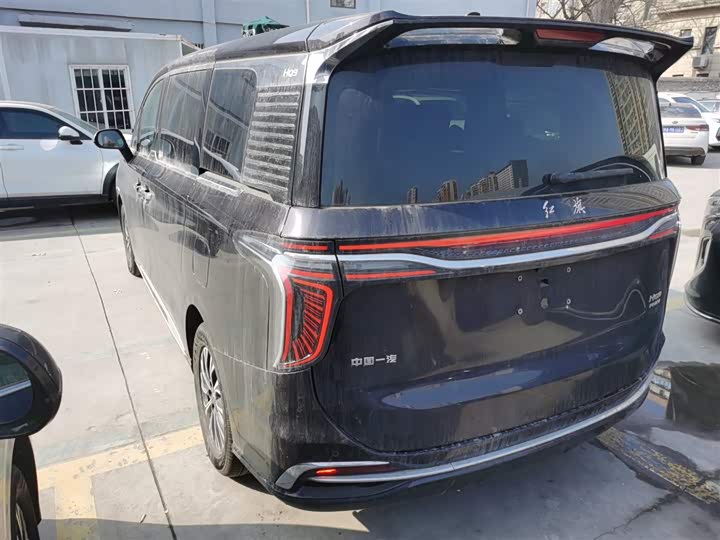 Фото 5 - Hongqi HQ9 Hybrid