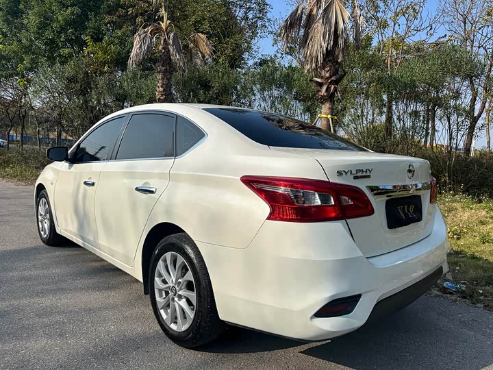 Фото 6 - Nissan Sylphy
