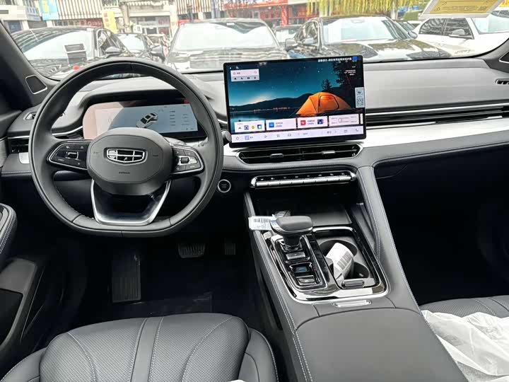 Фото 6 - Geely Preface