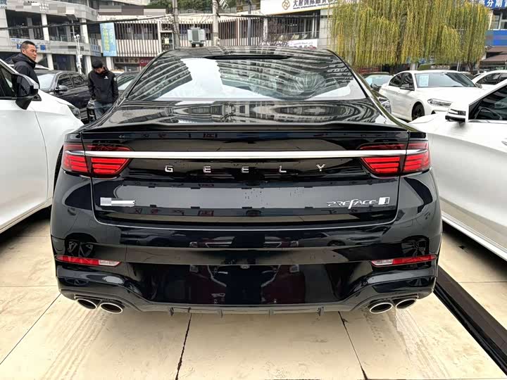 Фото 8 - Geely Preface