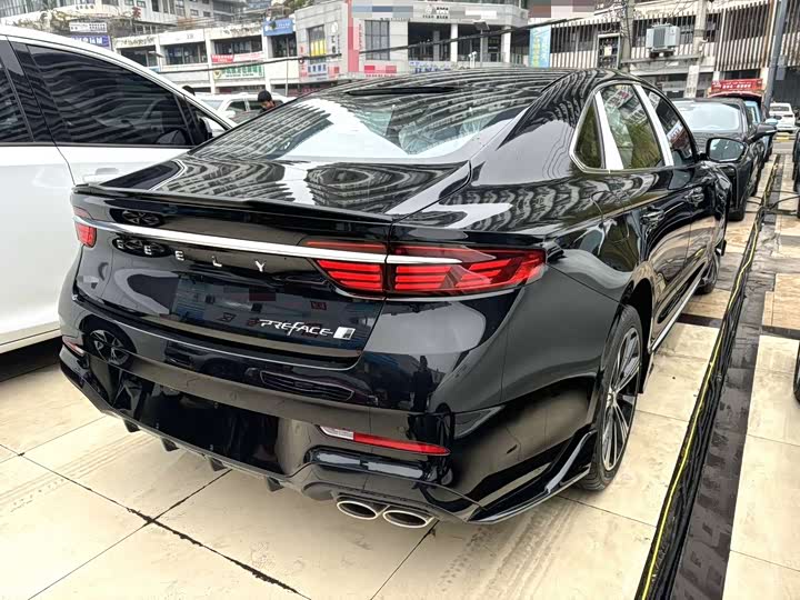 Фото 9 - Geely Preface