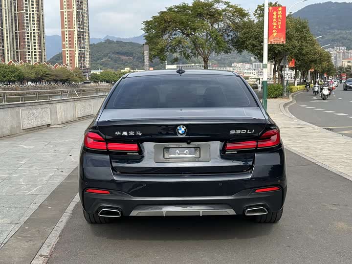 Фото 4 - BMW 5 Series