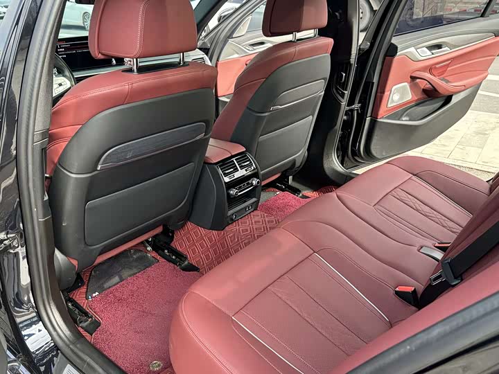 Фото 6 - BMW 5 Series