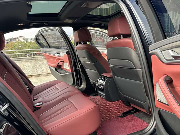 Фото 7 - BMW 5 Series