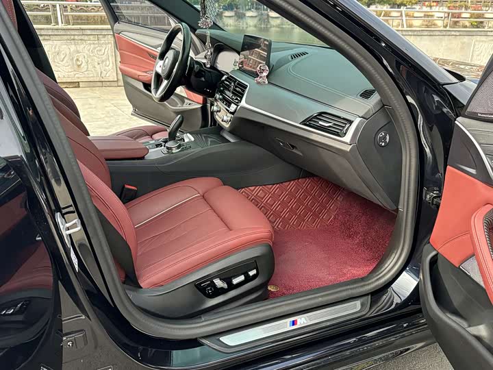 Фото 8 - BMW 5 Series