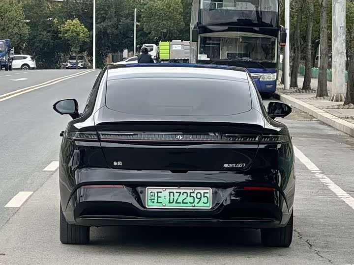 Фото 9 - Dongfeng Yipai eπ 007