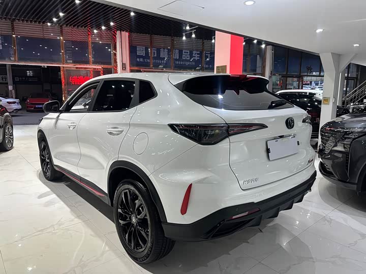 Фото 4 - Changan X5 Plus