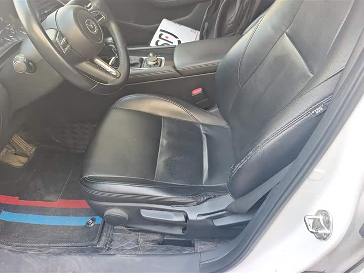 Фото 9 - Mazda 3 (Axela)