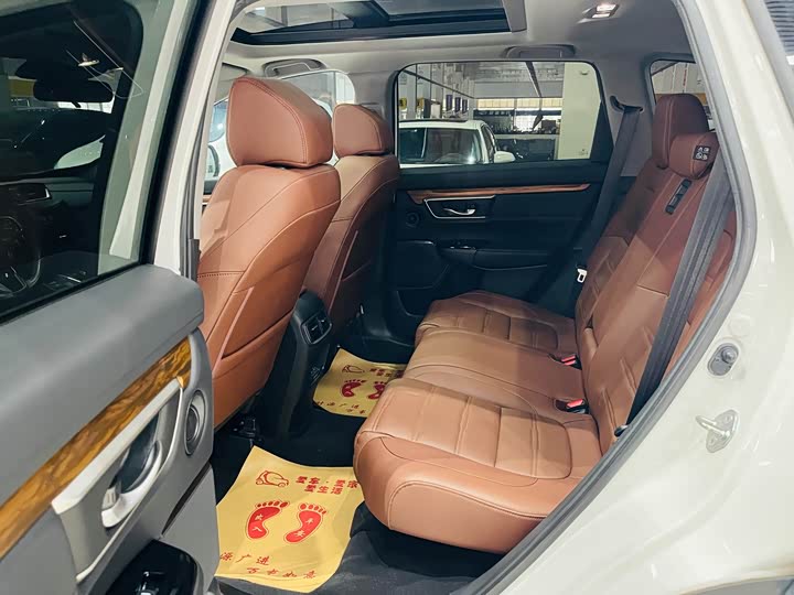 Фото 7 - Honda CR-V