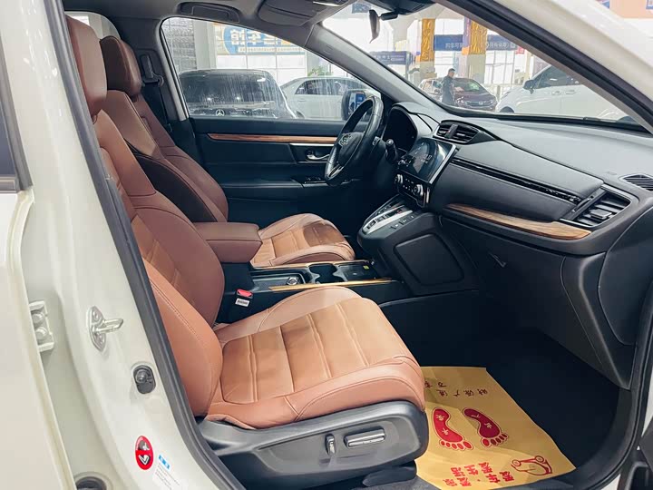 Фото 9 - Honda CR-V