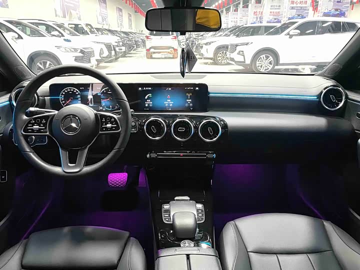 Фото 6 - Mercedes-Benz A-Class