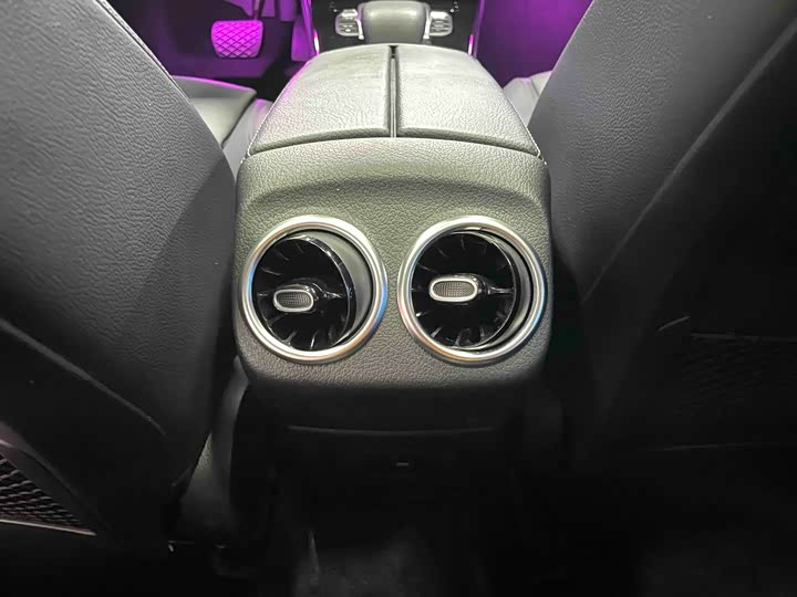 Фото 9 - Mercedes-Benz A-Class