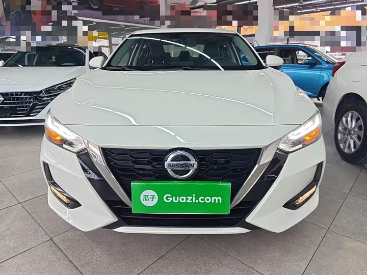 Фото 3 - Nissan Sylphy