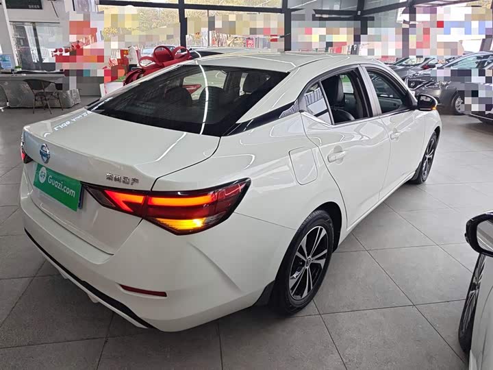 Фото 7 - Nissan Sylphy